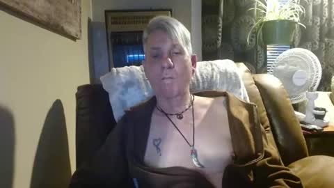 Snapshot of pirate334 chatting on February 2025 11:46:02 PM pirate334 online show from February 2025 11:46:02 PM