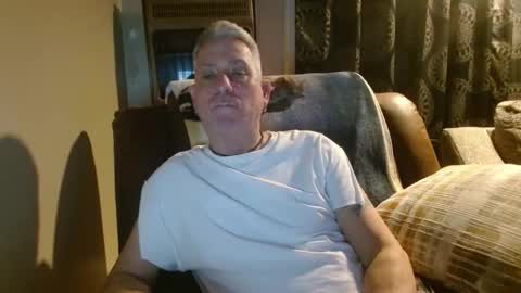 Snapshot of pirate334 chatting on January 2026 01:19:01 AM pirate334 online show from January 2026 01:19:01 AM