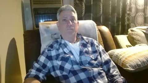 Snapshot of pirate334 chatting on February 2026 05:37:02 AM pirate334 online show from February 2026 05:37:02 AM