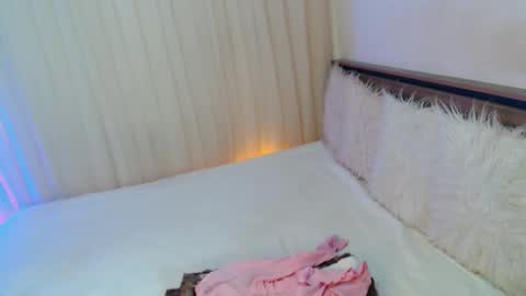 Ari online show from February 2026 03:43:01 AM