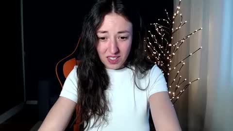 Snapshot of piscesgirl06 chatting on December 2024 06:33:02 AM piscesgirl06 online show from December 2024 06:33:02 AM