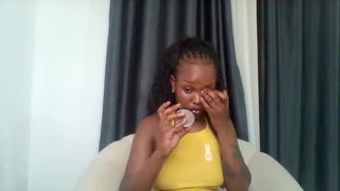 Majesty online show from November 2025 06:41:02 PM