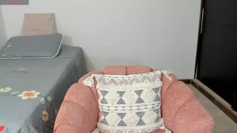 Angie Henao online show from May 2026 05:09:01 PM