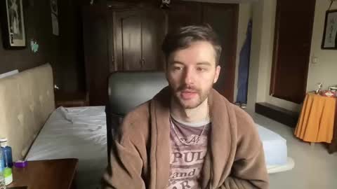 Snapshot of placebo14 chatting on January 2025 01:00:02 PM placebo14 online show from January 2025 01:00:02 PM