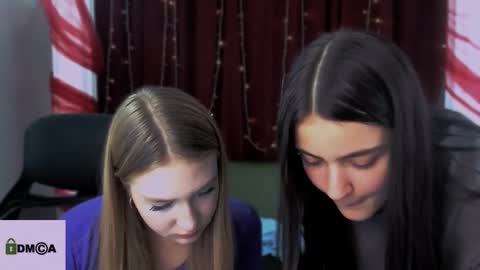 Sophie online show from December 2024 01:40:02 PM