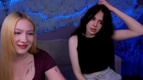 Snapshot of playful_sophie chatting on May 2026 07:11:01 PM Sophie online show from May 2026 07:11:01 PM