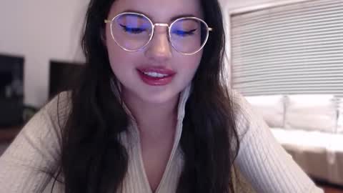 Mary online show from December 2025 09:42:02 PM