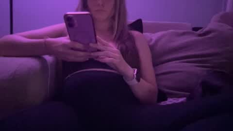 Caity online show from May 2026 01:11:02 AM