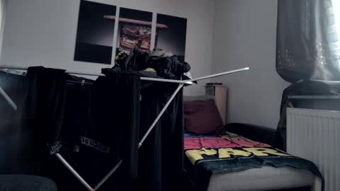 Hello ask me  . Im glad  to see you here in my room. Welcome PVT is open online show from February 2025 12:40:01 PM