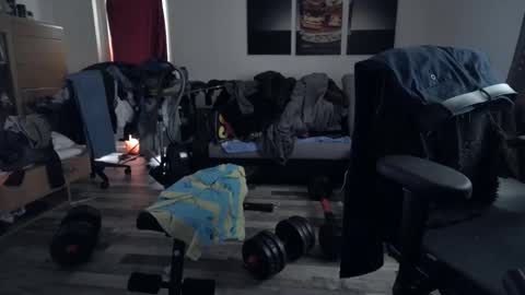 Hello ask me  . Im glad  to see you here in my room. Welcome PVT is open online show from April 2026 08:33:02 AM