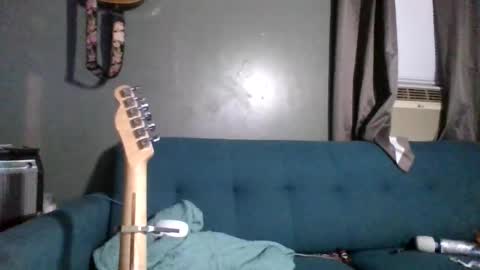 pleasantdinosaurus7537 online show from November 2025 04:12:01 AM