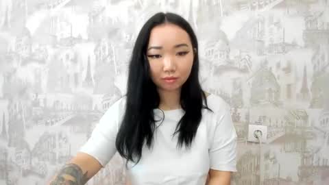 Erica online show from January 2025 06:02:01 AM