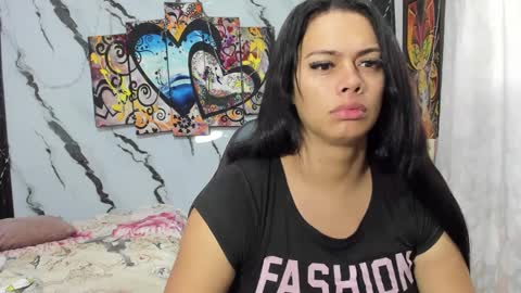 Snapshot of pocahontas_98113116 chatting on January 2025 02:00:02 PM lesly pagina azul pocahontas982 online show from January 2025 02:00:02 PM