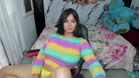 Snapshot of pocahontas_98113116 chatting on November 2025 12:49:01 PM lesly pagina azul pocahontas982 online show from November 2025 12:49:01 PM