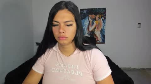 Snapshot of pocahontas_98113116 chatting on January 2026 12:30:01 PM lesly pagina azul pocahontas982 online show from January 2026 12:30:01 PM