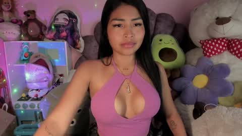 Snapshot of pocahontas_cute chatting on January 2026 09:25:02 AM Nicole online show from January 2026 09:25:02 AM