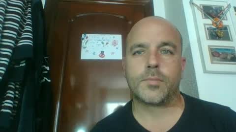 Snapshot of pocoyotop chatting on December 2024 01:10:01 PM pocoyotop online show from December 2024 01:10:01 PM