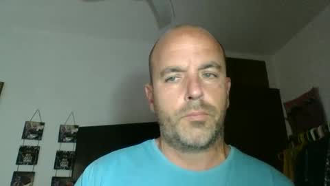 Snapshot of pocoyotop chatting on March 2025 09:33:02 AM pocoyotop online show from March 2025 09:33:02 AM