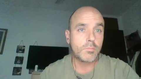 Snapshot of pocoyotop chatting on November 2025 11:15:01 PM pocoyotop online show from November 2025 11:15:01 PM