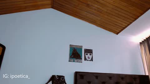 Snapshot of poeeticaa_ chatting on January 2025 12:09:01 PM IG ipoetica online show from January 2025 12:09:01 PM