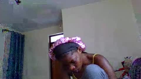 Snapshot of poison002 chatting on February 2026 08:45:01 AM sexxyrose online show from February 2026 08:45:01 AM