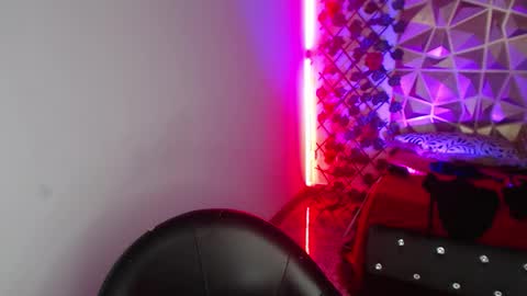 poison_doll2 online show from November 2025 06:07:02 PM