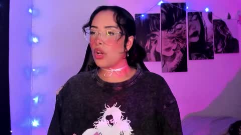 Willow                      Hours 12pm to 630pm Colombian time FRIDAY AND SUNDAY FREE DAYS online show from January 2026 05:27:02 PM