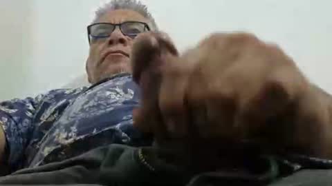 poli online show from February 2026 11:01:01 PM