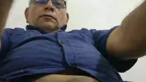 poli online show from April 2026 07:18:01 PM