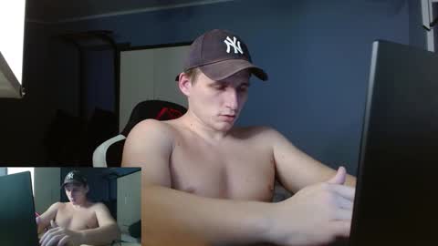 Poliglotjoe2 online show from January 2026 02:38:01 AM