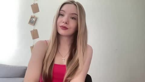 polishangel222 online show from August 2026 09:19:02 AM