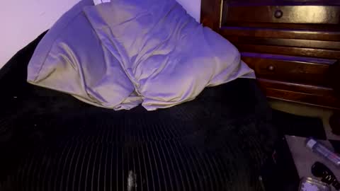 pollardj906 online show from November 2025 01:43:03 PM