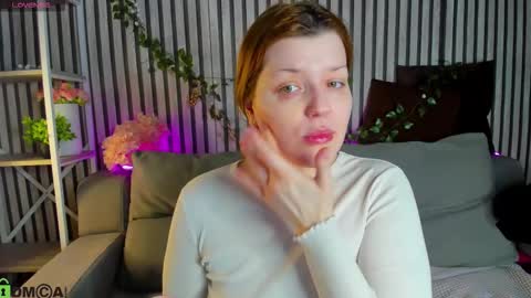 Snapshot of polly__mayer chatting on February 2026 01:18:02 AM Polly online show from February 2026 01:18:02 AM