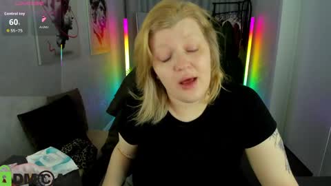 Snapshot of polly__mayer chatting on May 2026 01:14:02 AM Polly online show from May 2026 01:14:02 AM