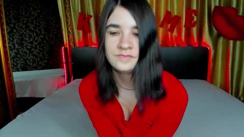 Polly online show from March 2026 06:59:01 AM