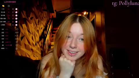 Snapshot of polly_luna chatting on November 2025 12:33:02 PM Polly online show from November 2025 12:33:02 PM