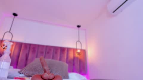 POLLY online show from March 2026 10:21:02 AM