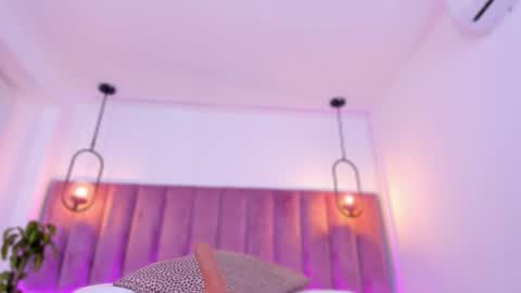 POLLY online show from April 2026 10:15:01 AM