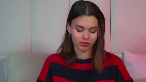 Polly online show from February 2026 08:12:02 PM