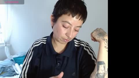 Snapshot of poly_mer chatting on February 2025 10:47:02 PM Poly online show from February 2025 10:47:02 PM