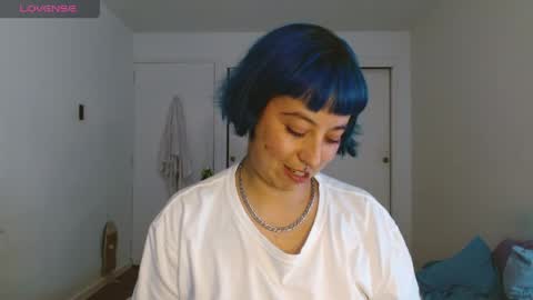 Poly online show from April 2026 11:04:01 PM