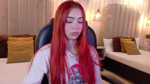 Snapshot of polygonniaa chatting on February 2026 03:30:01 PM polygonniaa online show from February 2026 03:30:01 PM