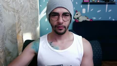 Snapshot of ponzothc chatting on November 2025 08:21:02 PM ponzothc online show from November 2025 08:21:02 PM