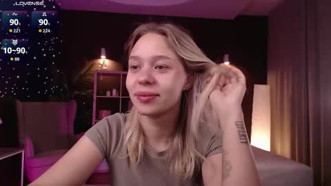 Snapshot of pooja_hegde chatting on September 2025 01:07:01 AM Eva online show from September 2025 01:07:01 AM