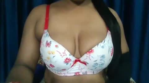 poojalady online show from October 2025 04:52:01 AM