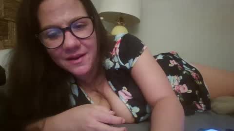 Snapshot of pooncahantits chatting on January 2025 01:41:02 PM Emily at Home online show from January 2025 01:41:02 PM