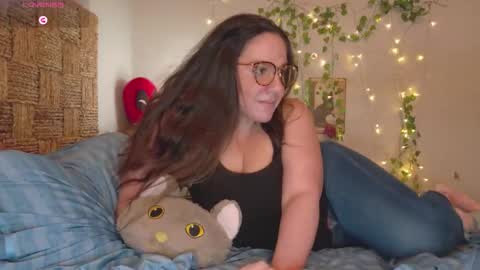 Emily at Home online show from November 2025 01:37:01 AM