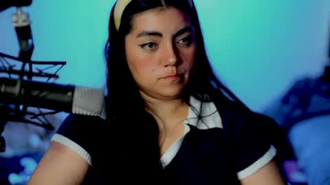 Poppy Kensington online show from May 2026 08:39:01 PM
