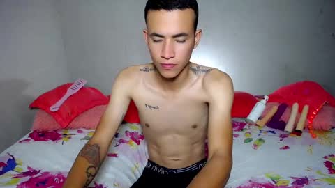 NICKKYMARTIN online show from February 2025 04:52:02 AM