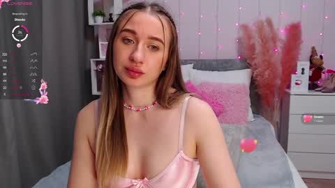 Snapshot of pornogirlx chatting on February 2025 01:35:01 AM Masha online show from February 2025 01:35:01 AM